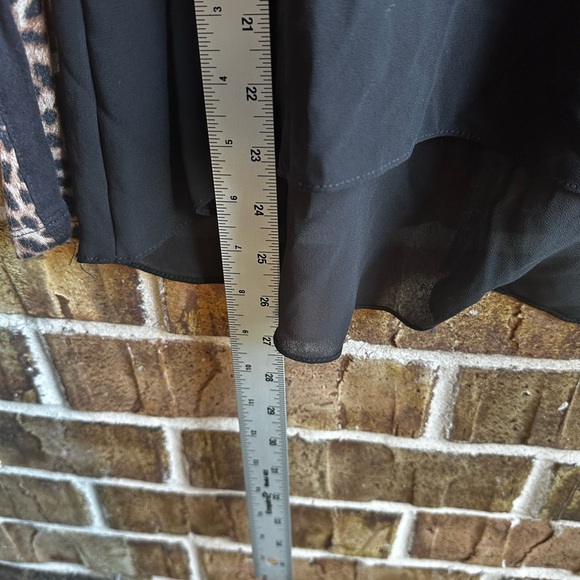 MICHAEL Michael Kors Leopard Print Blouse with Black Details - Picture 6 of 8